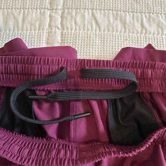 Under Armour Project Rock Shorts Men's Medium Purple Ultimate 5" Training Gym - Picture 11 of 11